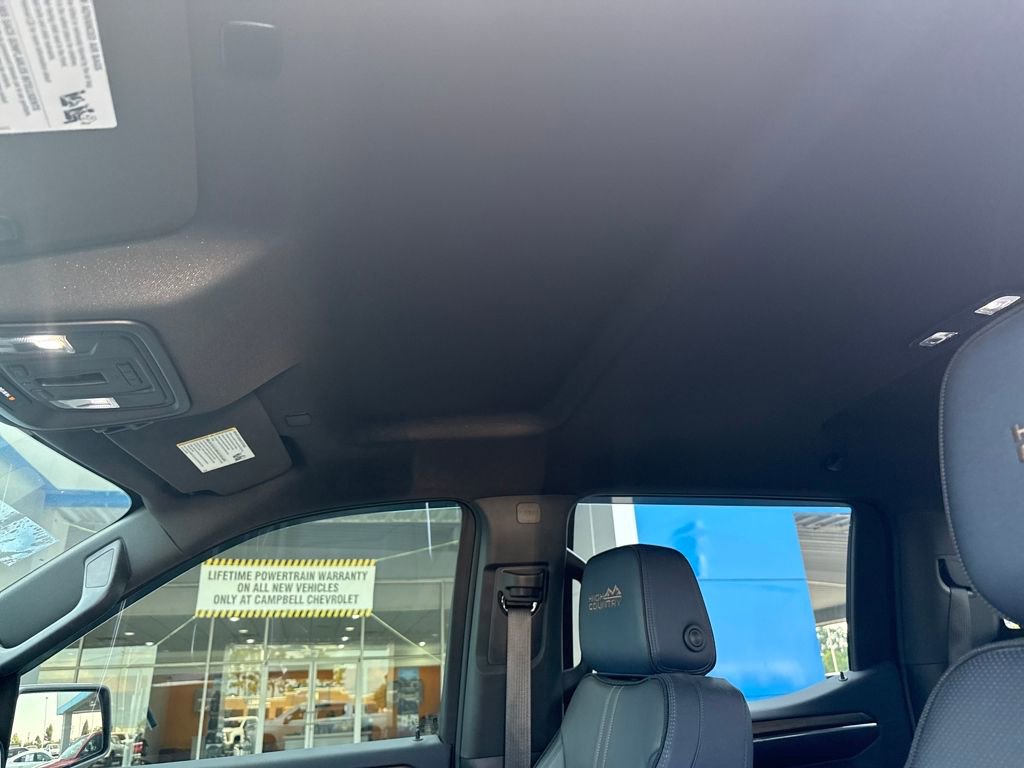 Used 2023 Chevrolet Silverado 1500 High Country w/ Technology Package image 27