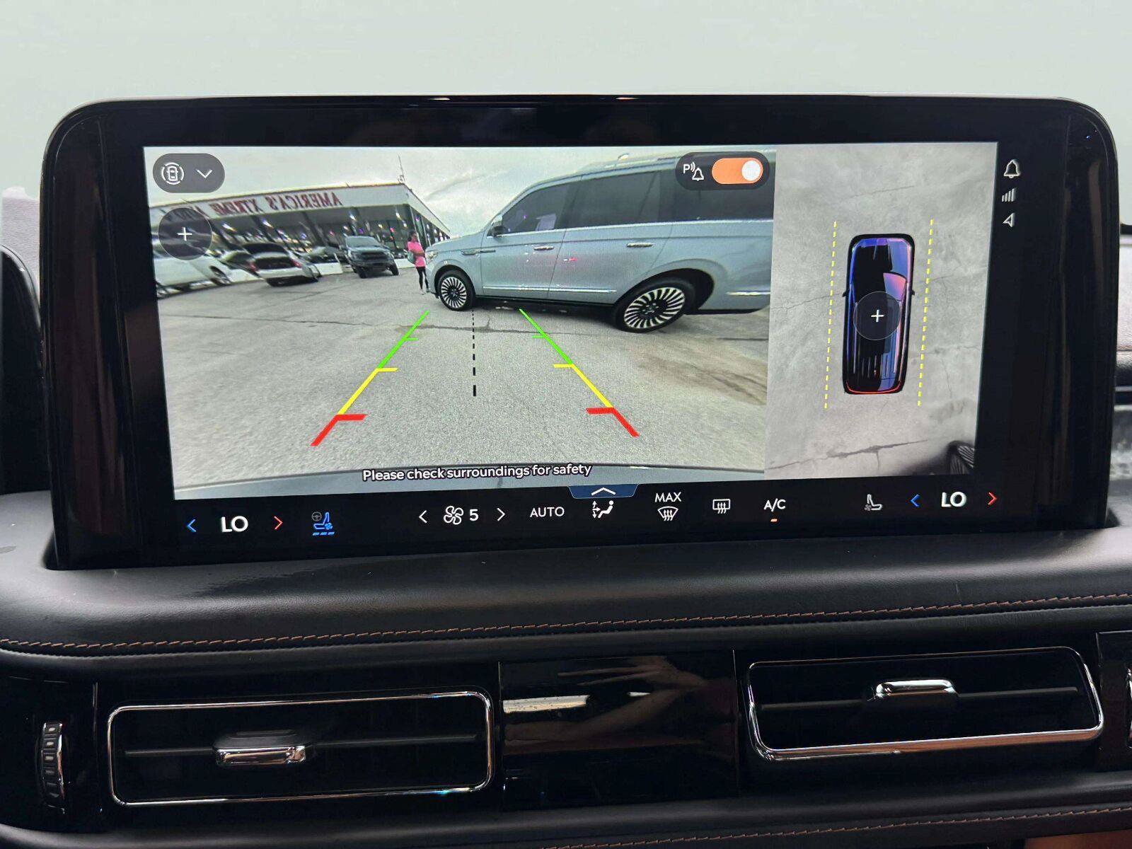 Used 2025 Lincoln Aviator Black Label AWD/4WD image 34