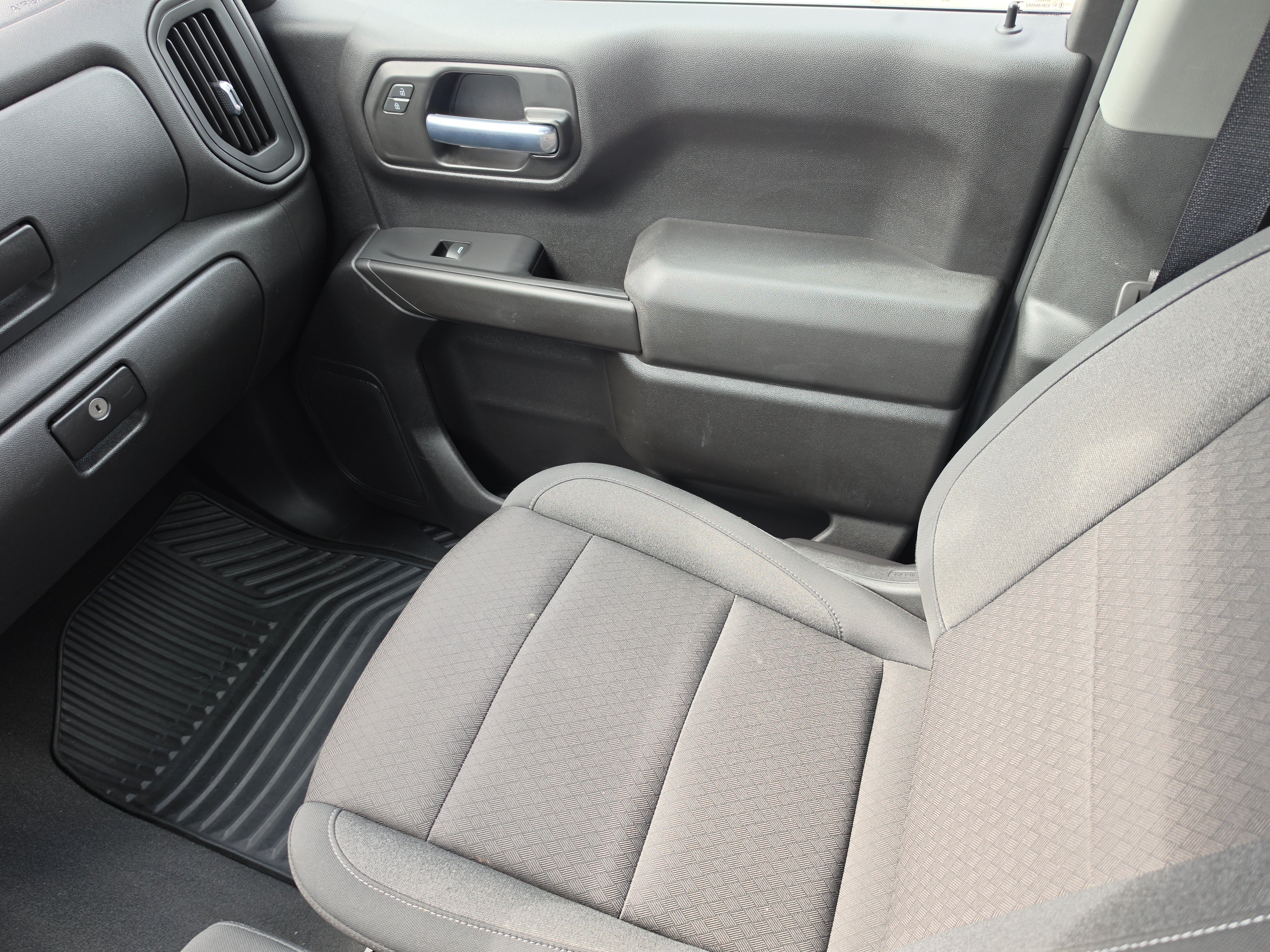 Used 2022 Chevrolet Silverado 1500 Custom RWD image 15