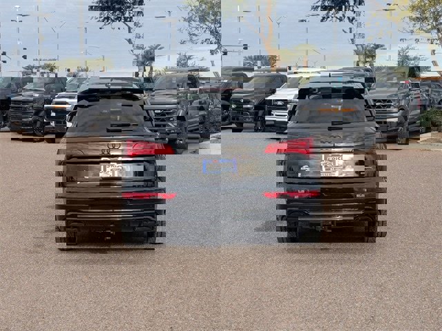 Used 2024 Audi Q5 e Premium Plus image 5