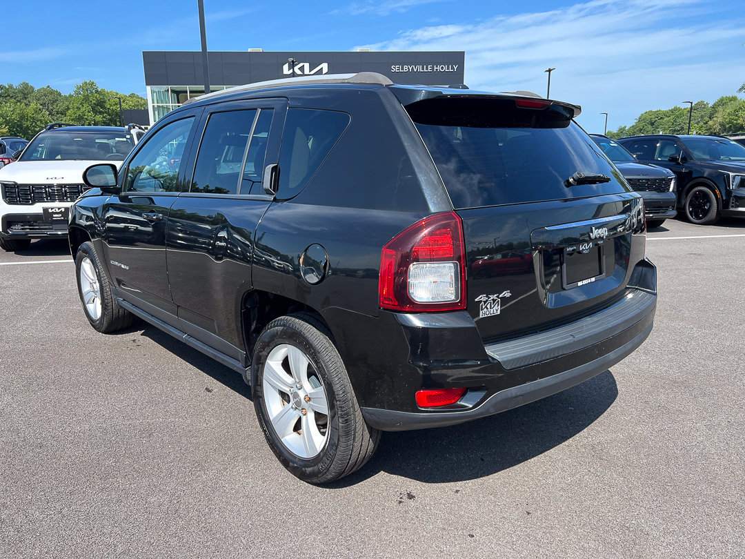 Used 2016 Jeep Compass Sport w/ Power Value Group AWD/4WD image 3