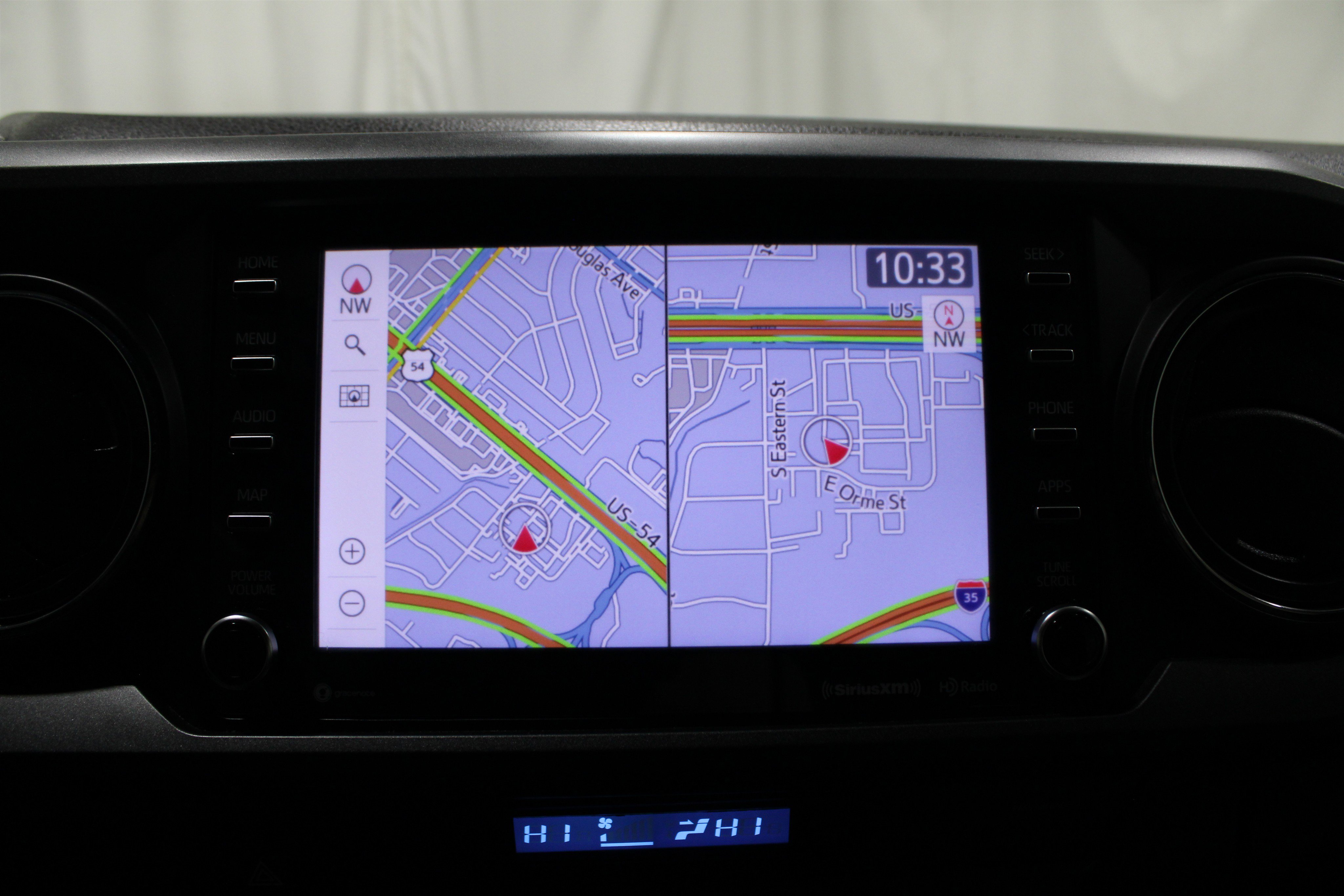 Used 2023 Toyota Tacoma TRD Off-Road w/ Technology Package image 17