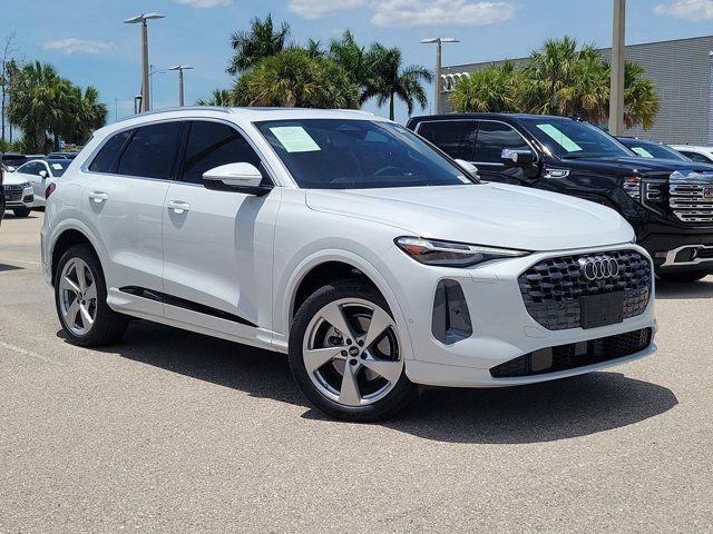 Certified 2025 Audi Q5 Premium AWD/4WD image 31