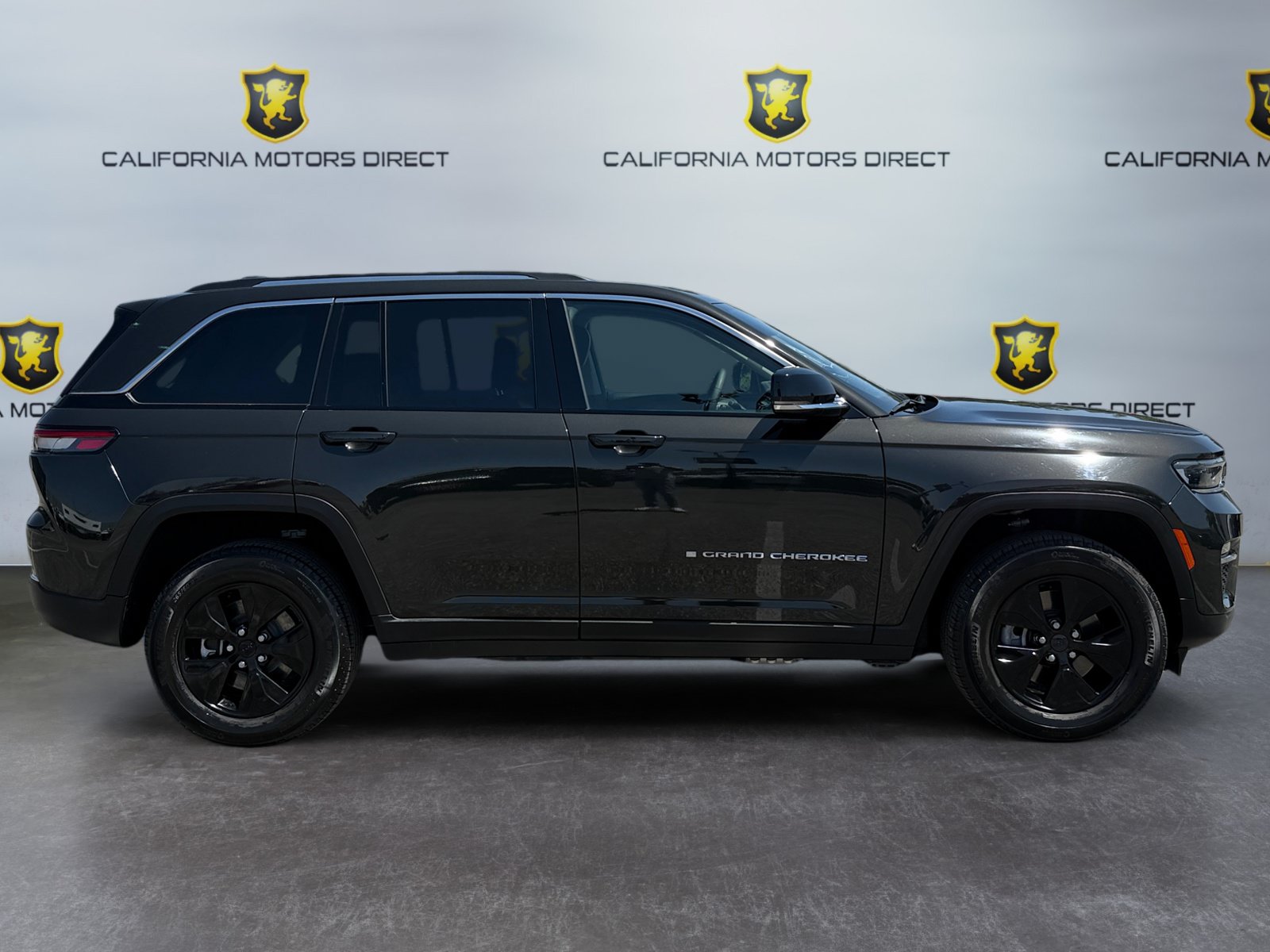 Used 2024 Jeep Grand Cherokee Limited 4xe AWD/4WD image 6