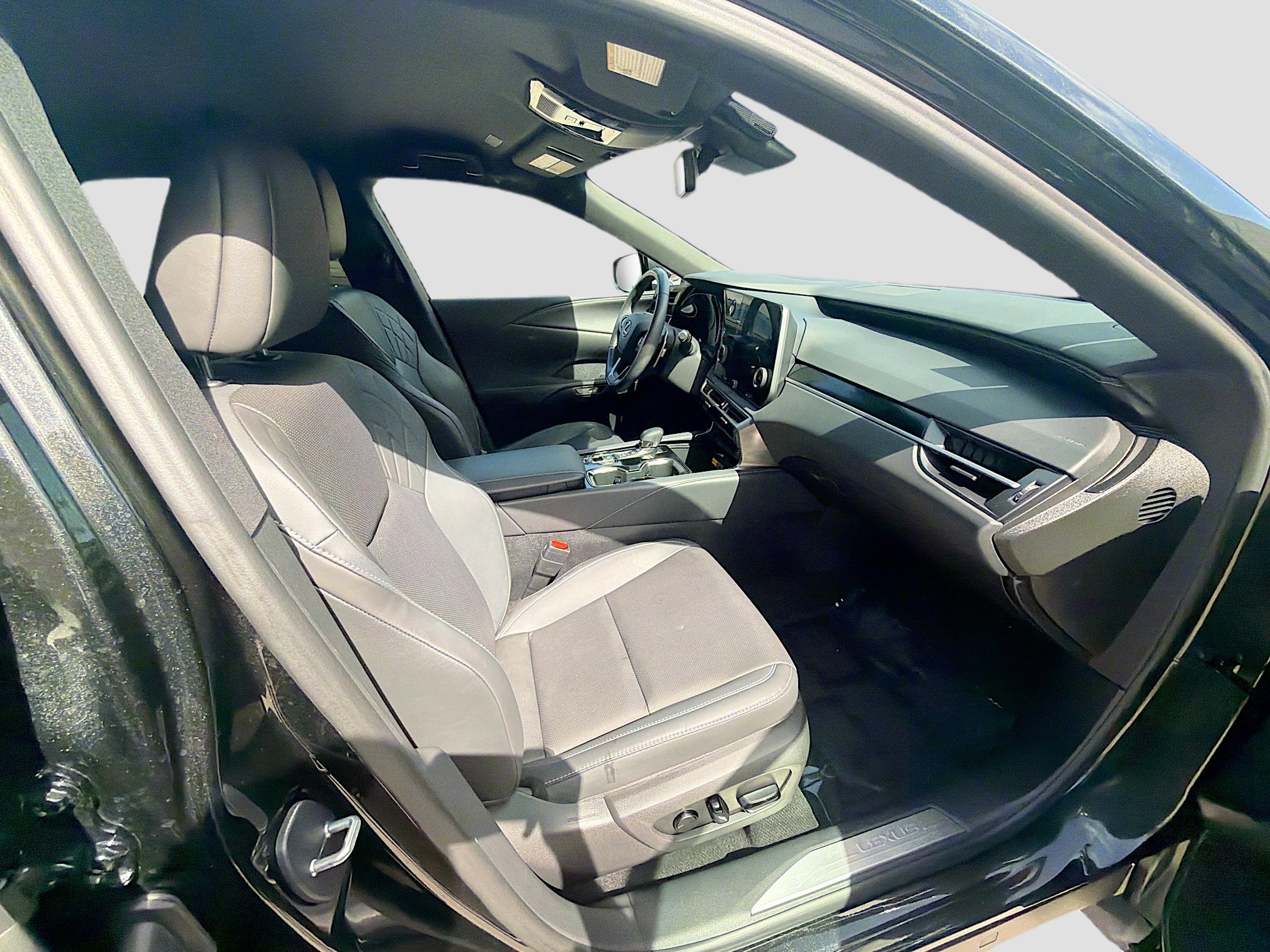 Used 2024 Lexus RX 350 FWD w/ Technology Package image 33