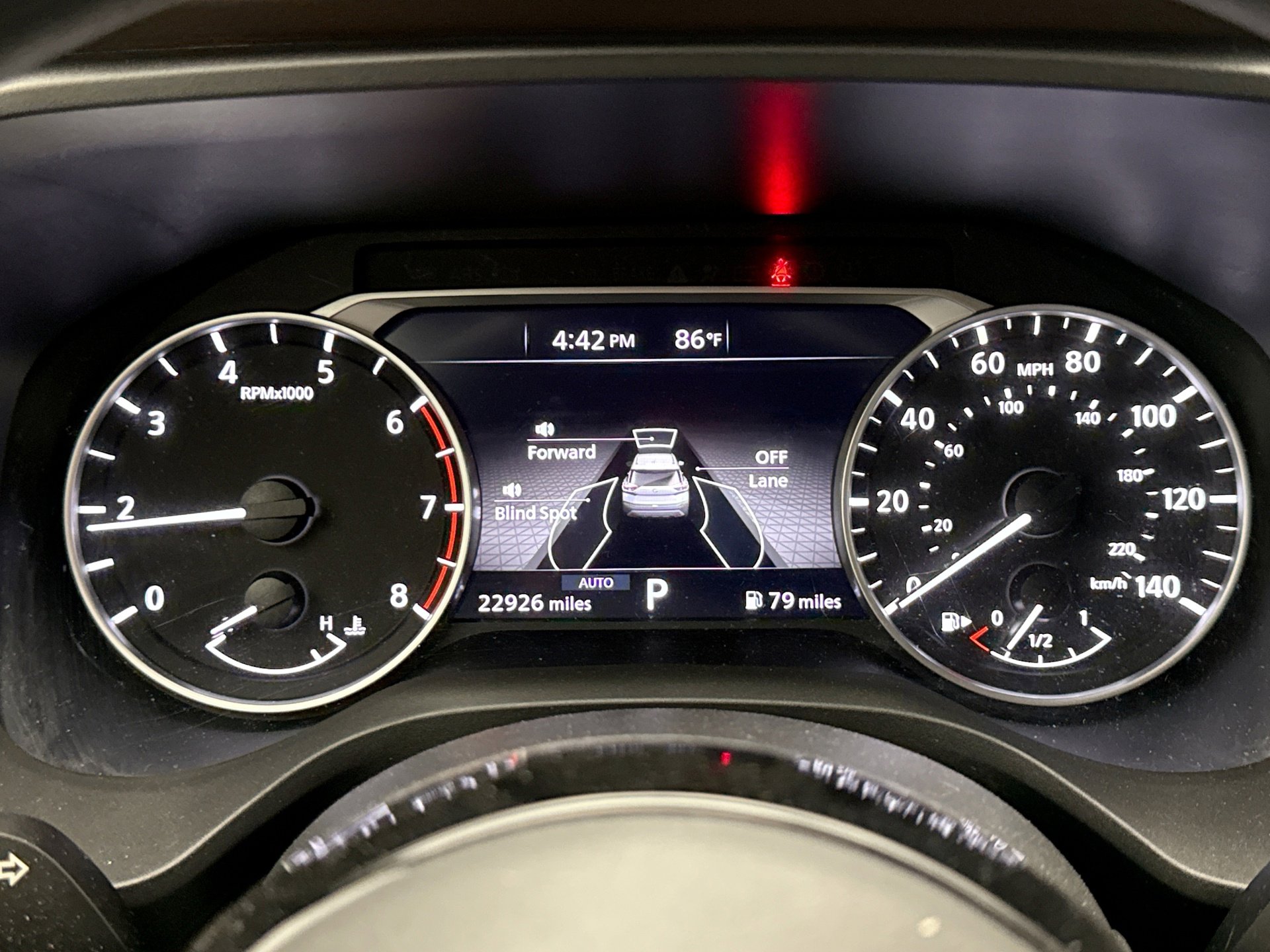 Used 2023 Nissan Rogue SV AWD/4WD image 9