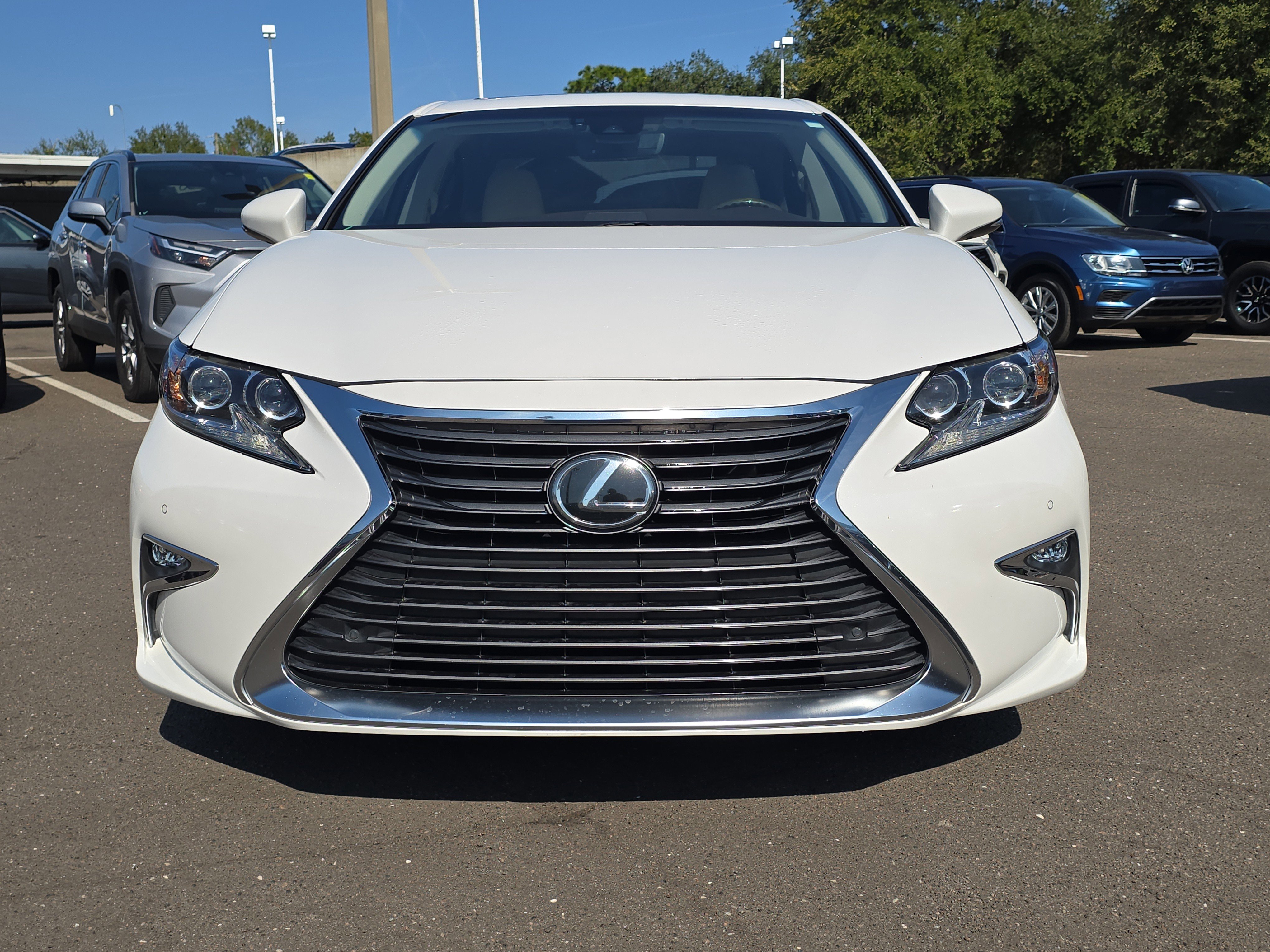 Used 2017 Lexus ES 350 image 3