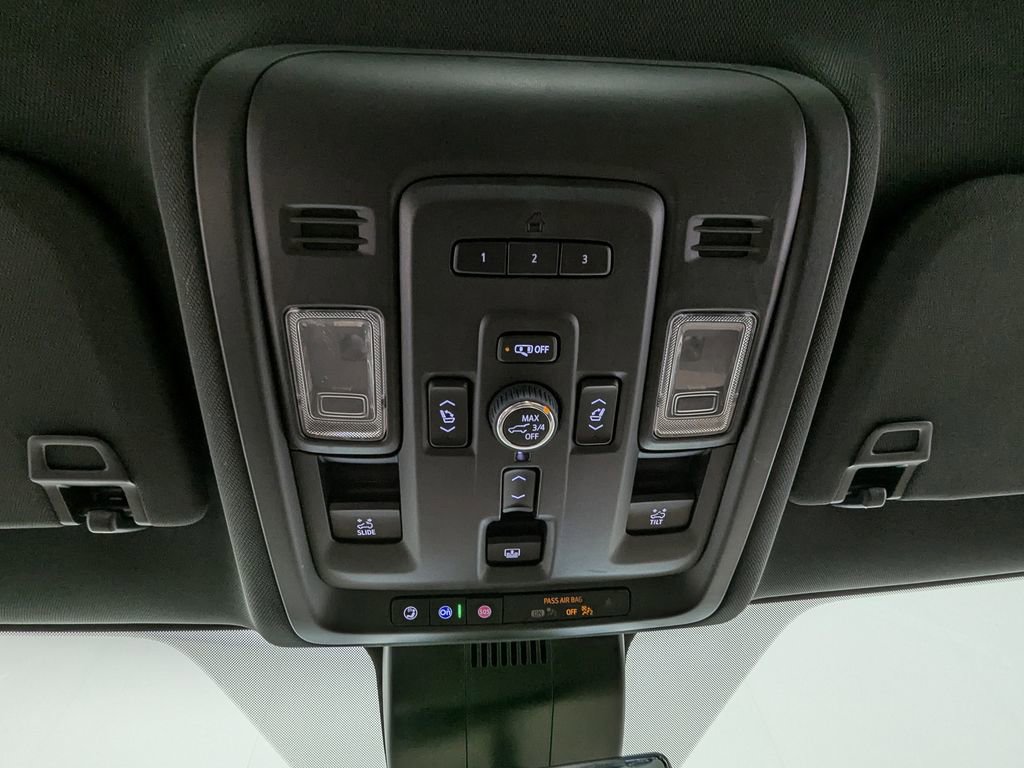 Used 2024 Chevrolet Tahoe Premier image 37