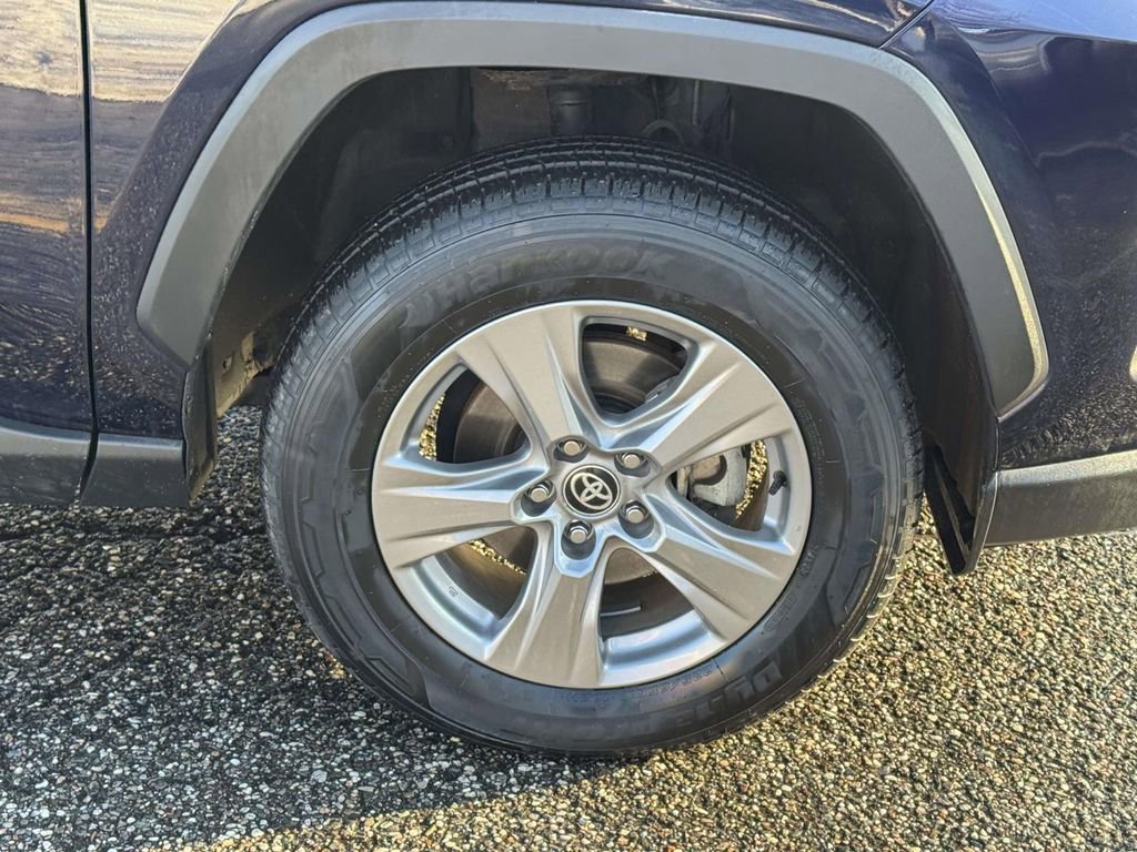 Used 2024 Toyota RAV4 XLE image 7