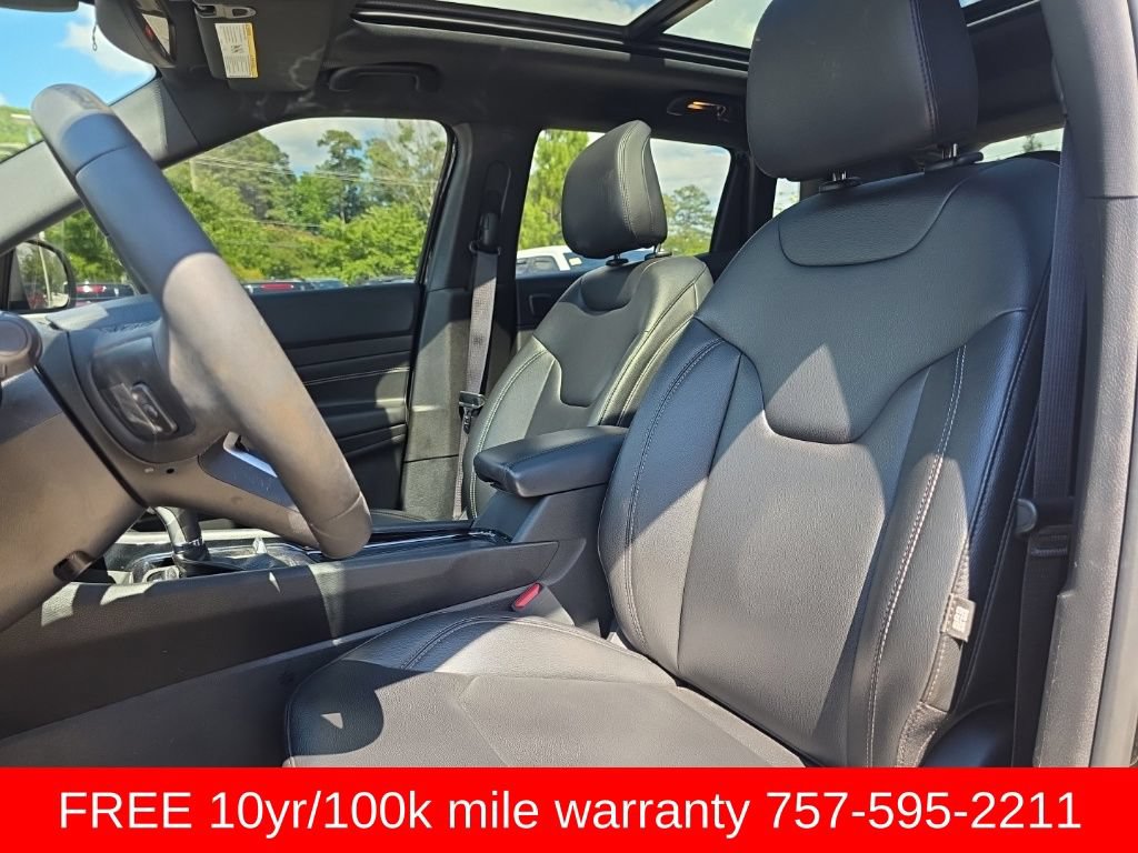 Used 2024 Jeep Compass Limited w/ High Altitude Package AWD/4WD image 9