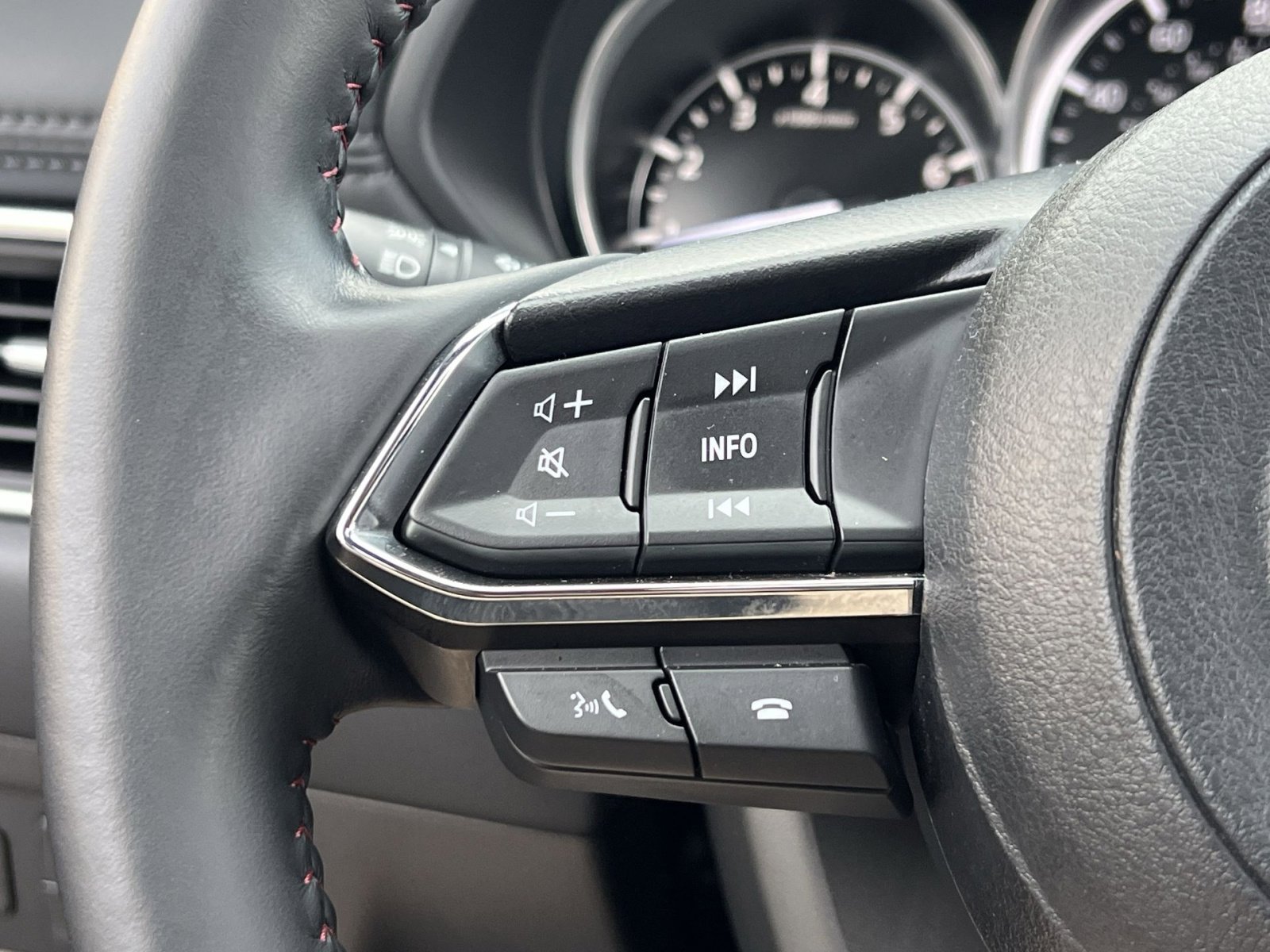 Used 2022 MAZDA CX-5 Carbon Edition image 31