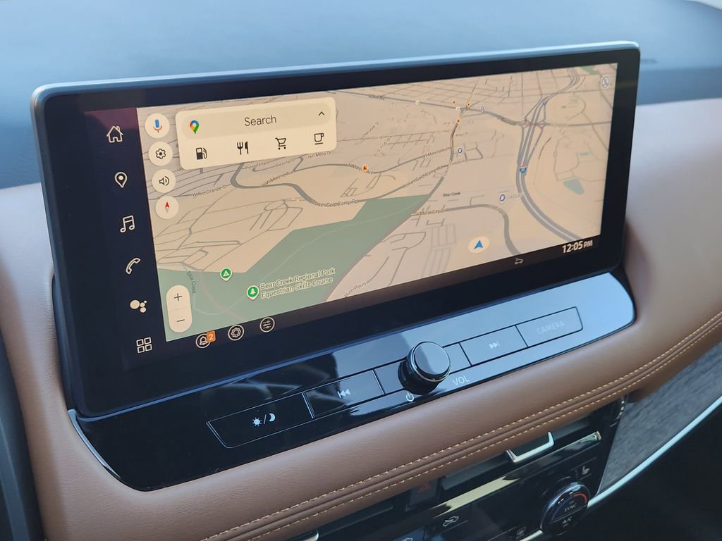 Used 2025 Nissan Rogue Platinum w/ Platinum Premium Package image 15