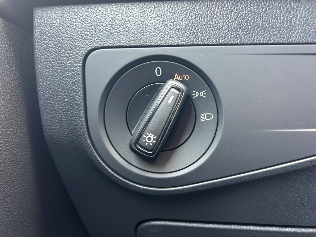 Certified 2024 Volkswagen Tiguan S FWD image 27