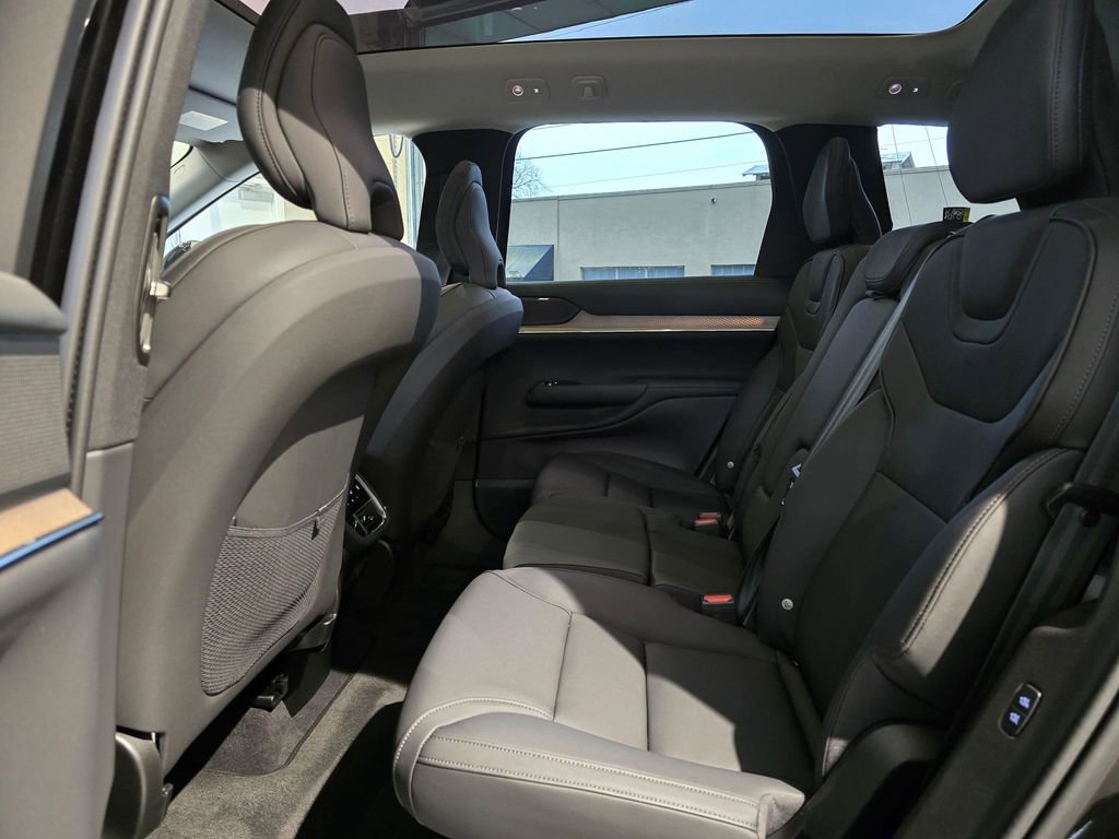 Certified 2025 Volvo EX90 Plus image 16