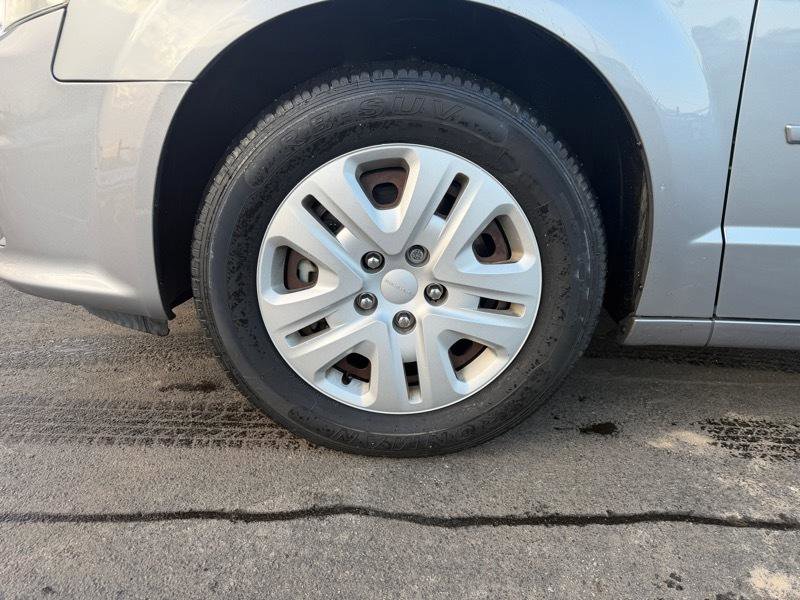 Used 2015 Dodge Grand Caravan SE w/ Quick Order Package 29E SE image 34