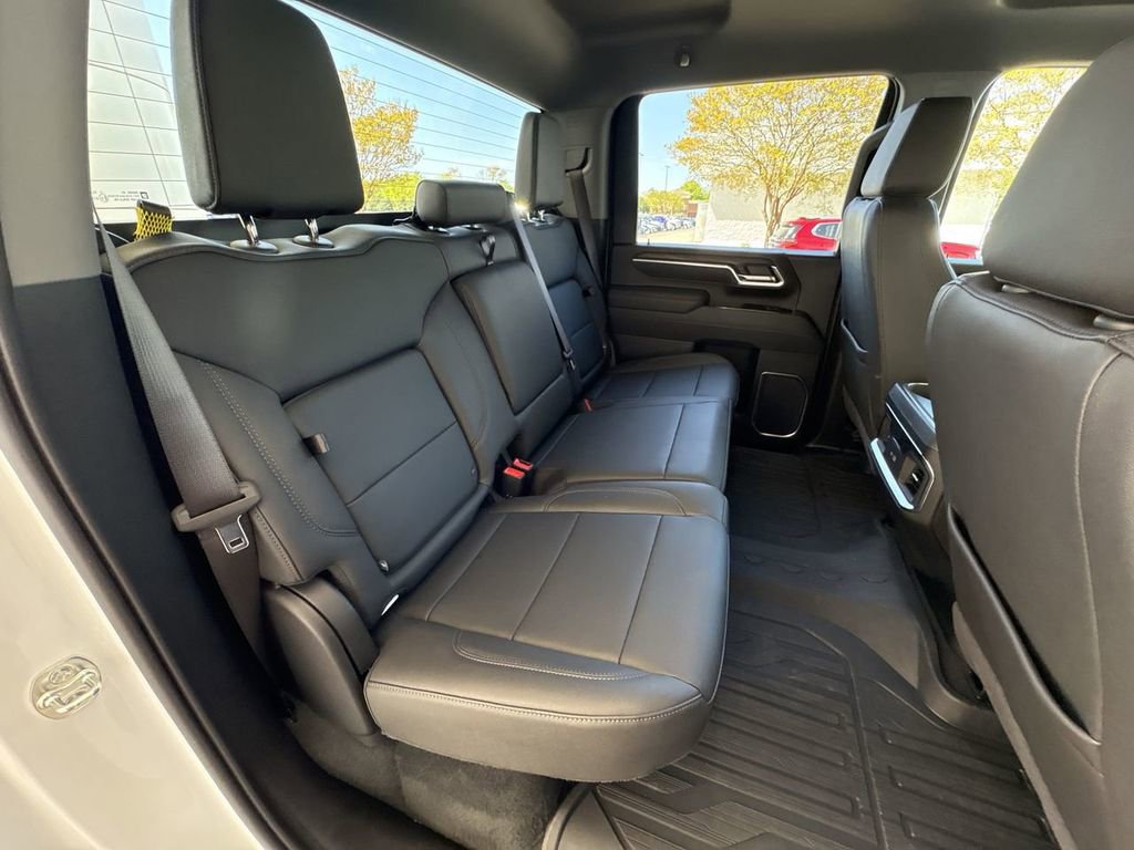 Certified 2026 GMC Sierra 2500 SLT w/ SLT Convenience Package image 27
