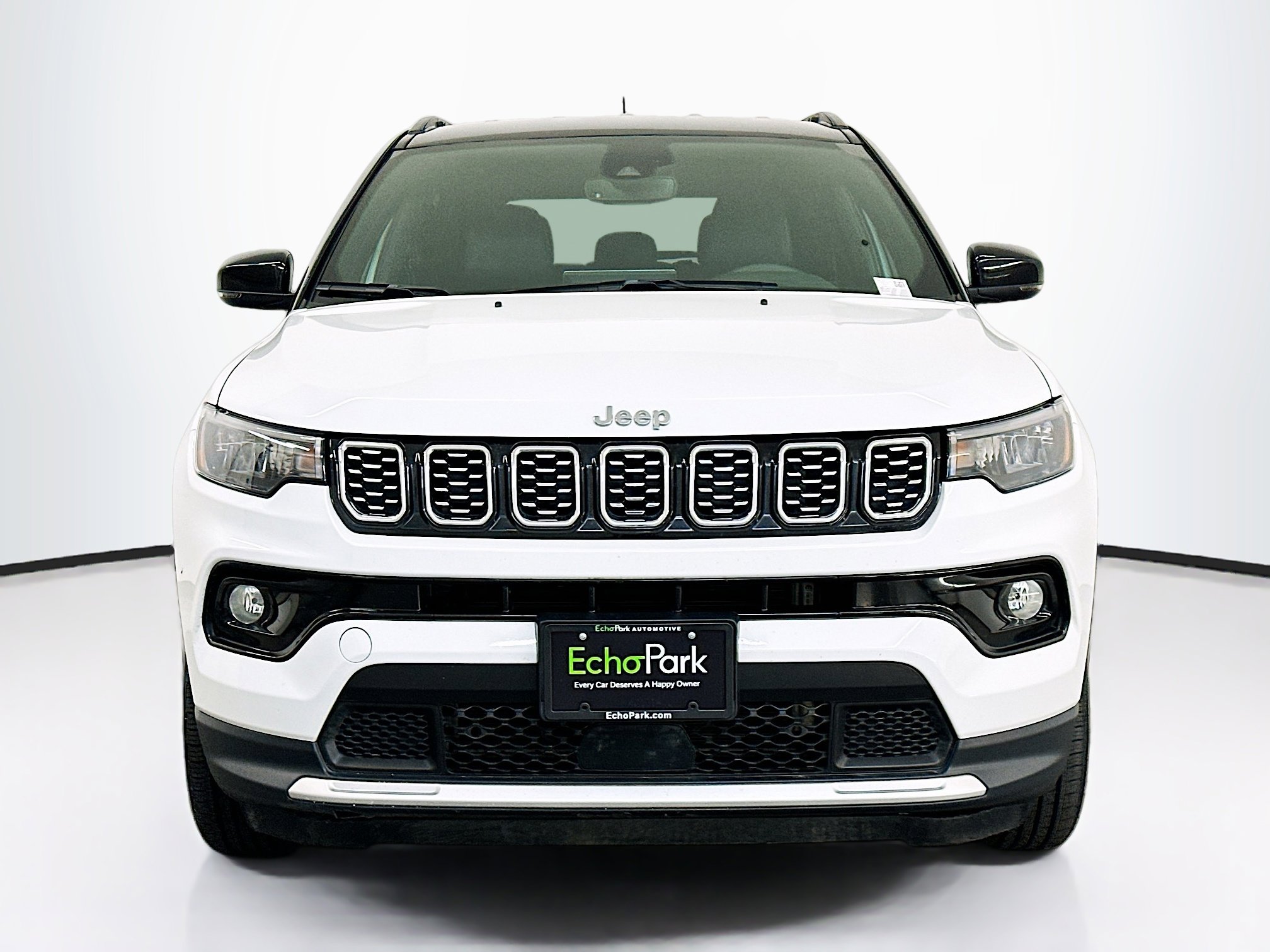 Used 2025 Jeep Compass Limited image 2
