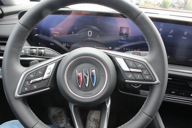 New 2025 Buick Envision Preferred image 7