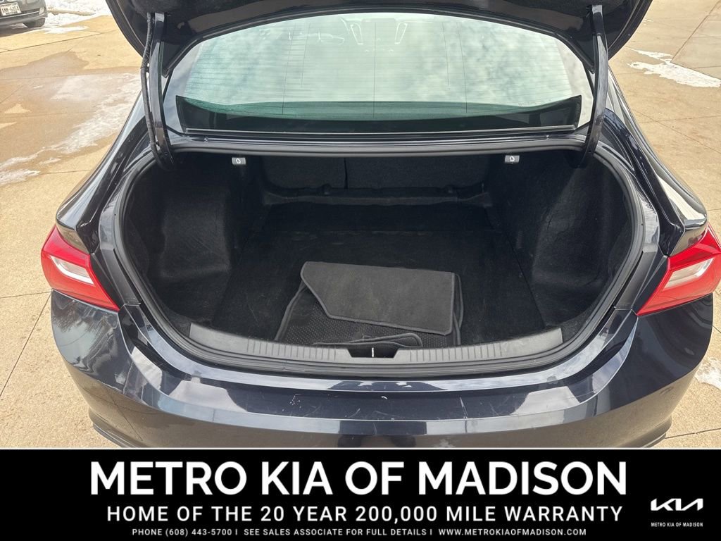 Used 2023 Chevrolet Malibu LT image 28