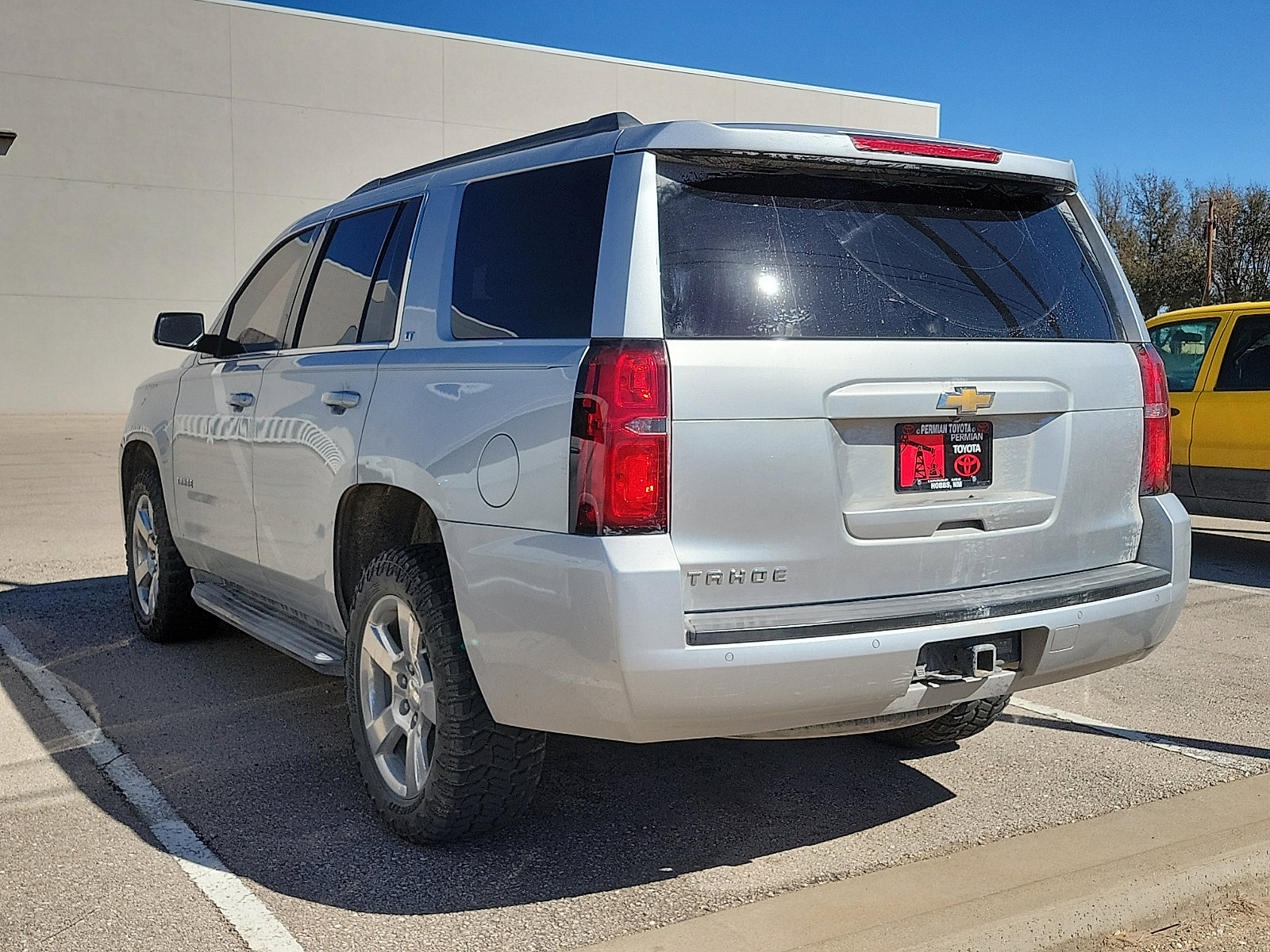 Used 2015 Chevrolet Tahoe LT image 2