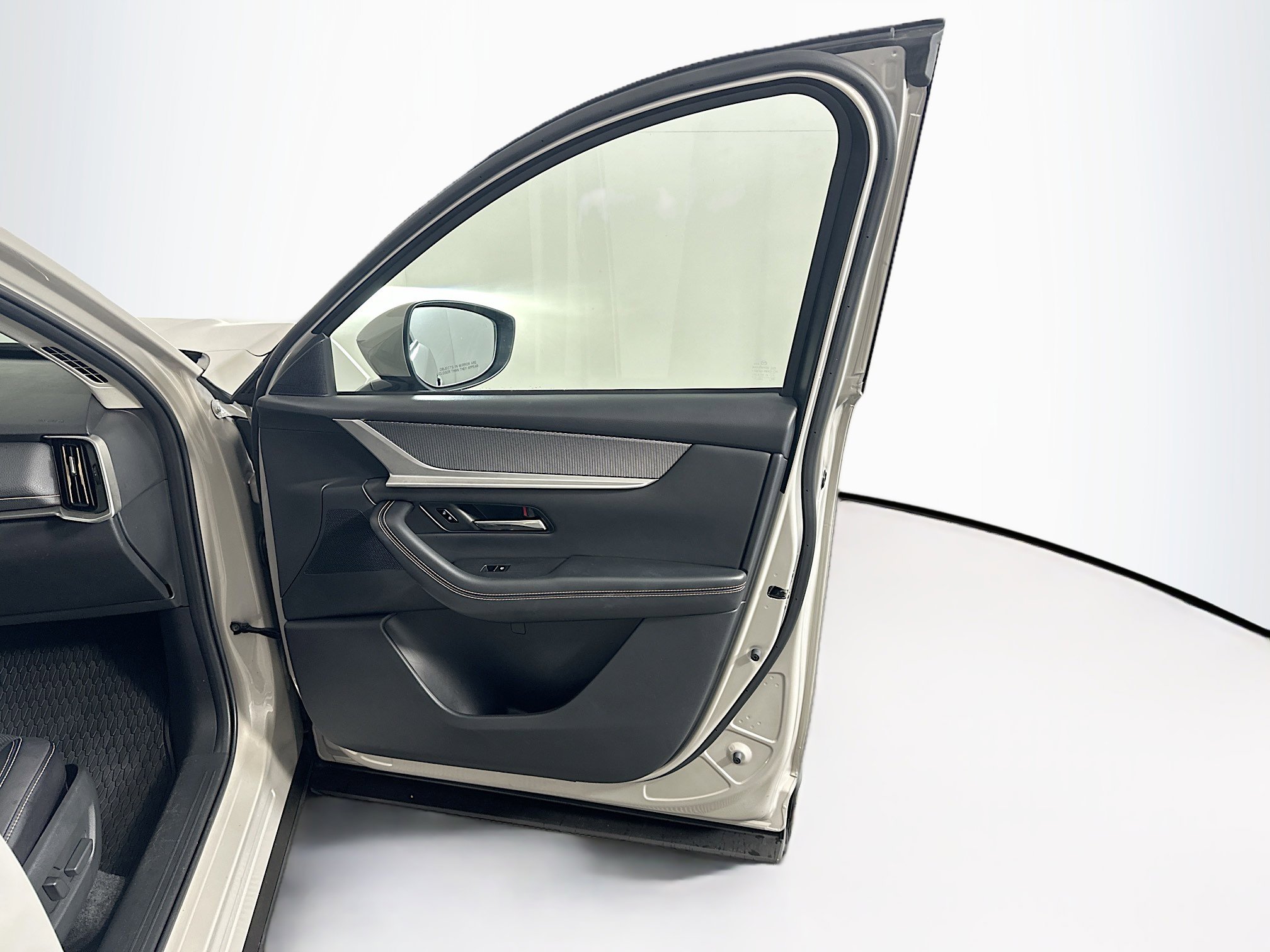 Used 2025 MAZDA CX-90 Plug-In Hybrid w/ Preferred image 36