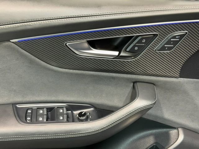 Used 2023 Audi RS Q8 image 13