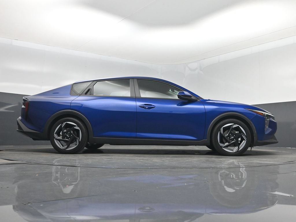 Certified 2025 Kia K4 EX FWD image 16