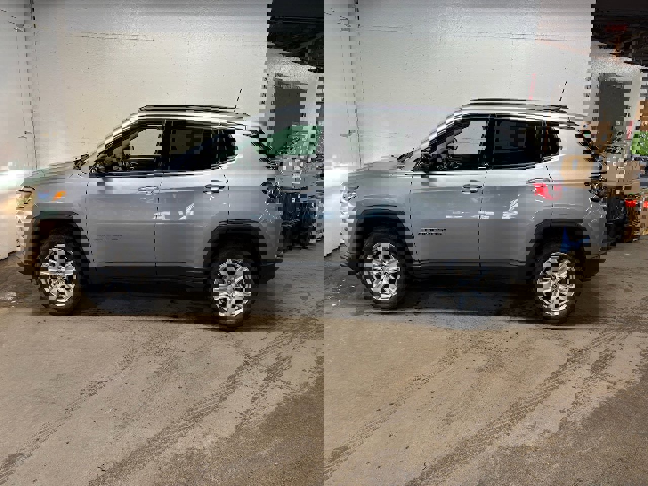 Certified 2022 Jeep Compass Latitude w/ Convenience Group image 6