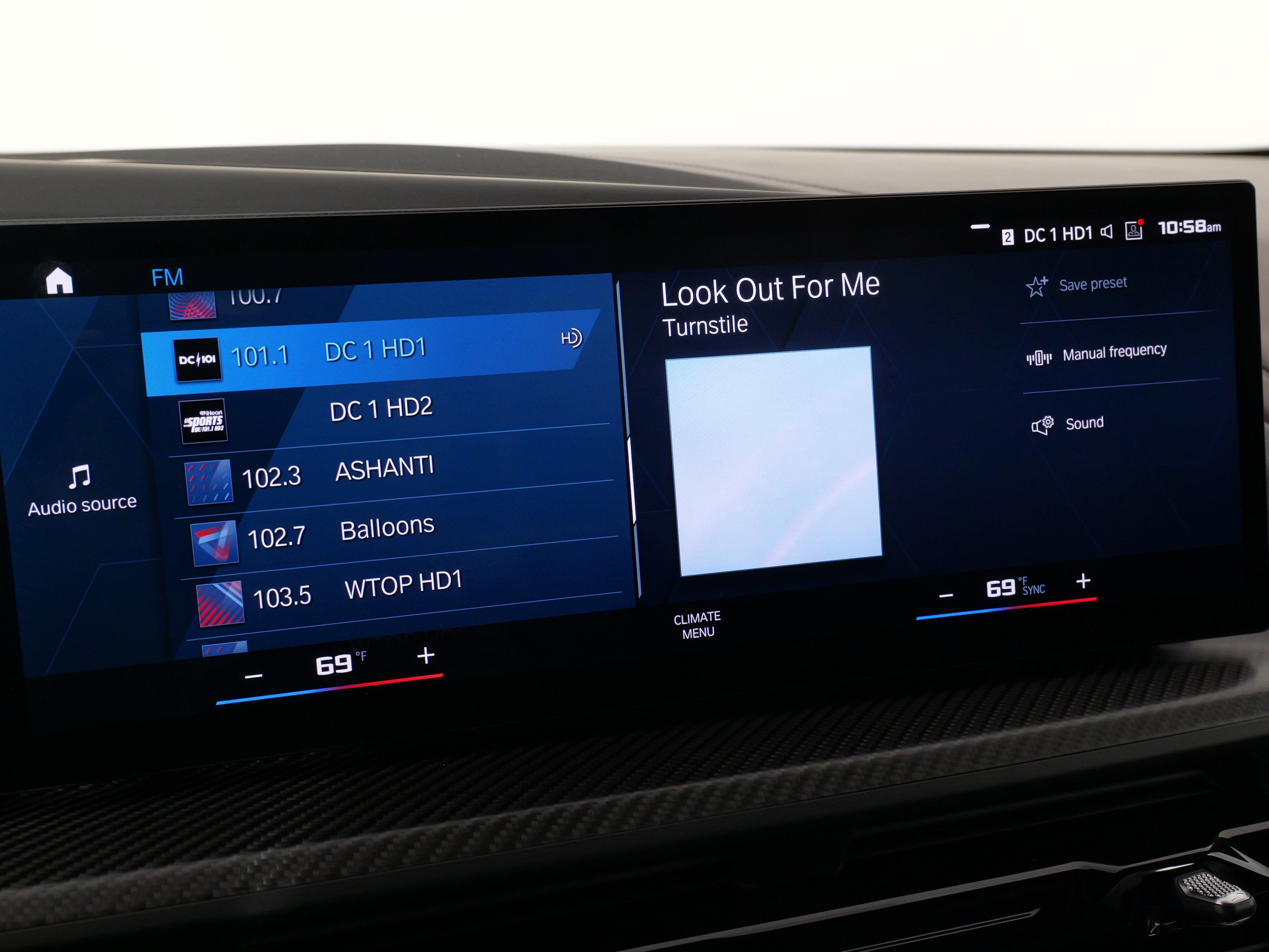 Used 2023 BMW XM w/ M Driver's Package AWD/4WD image 59