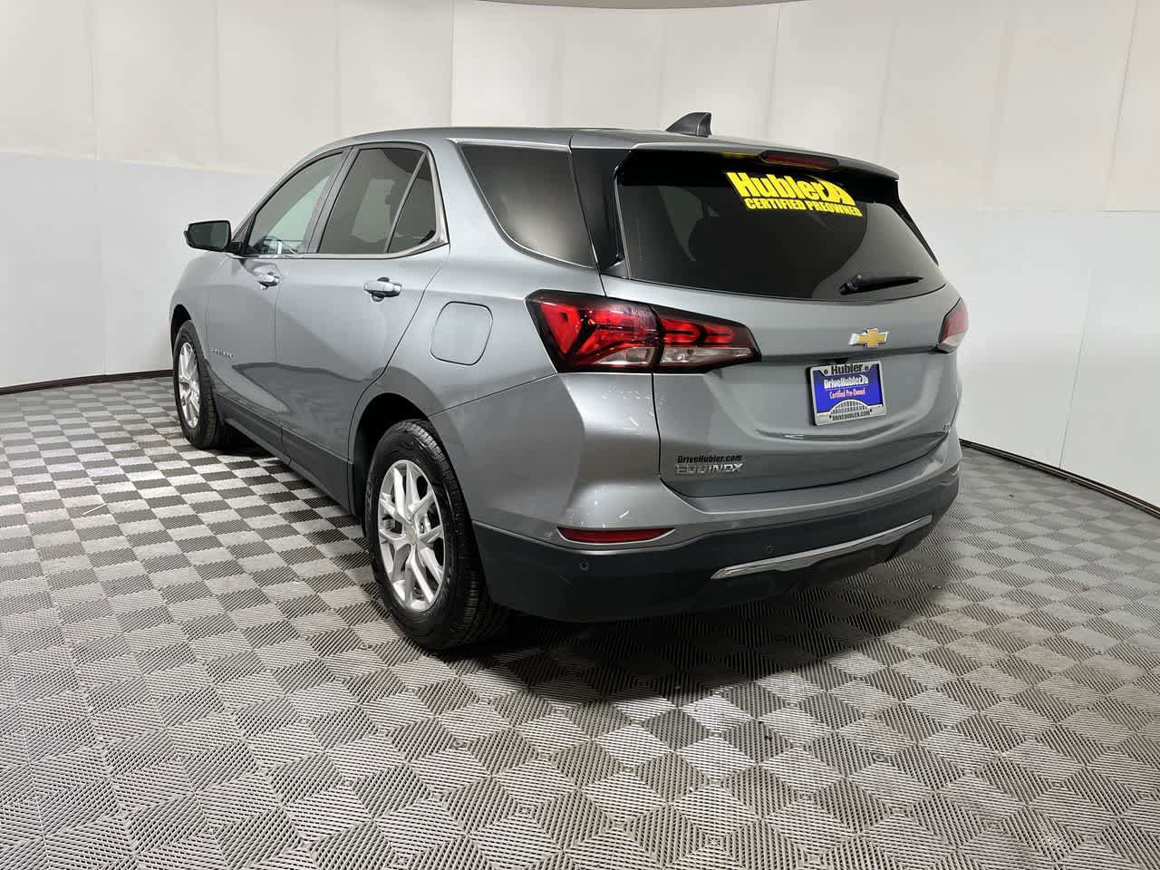 Used 2024 Chevrolet Equinox LT w/ Driver Convenience Package FWD image 6