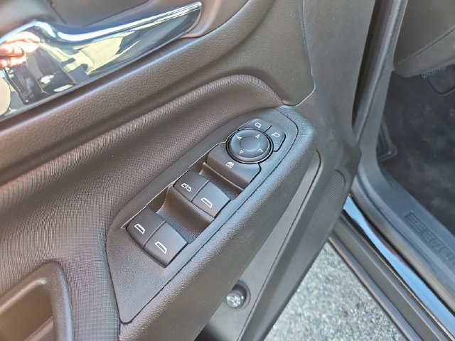 Used 2024 Chevrolet Equinox RS AWD/4WD image 11