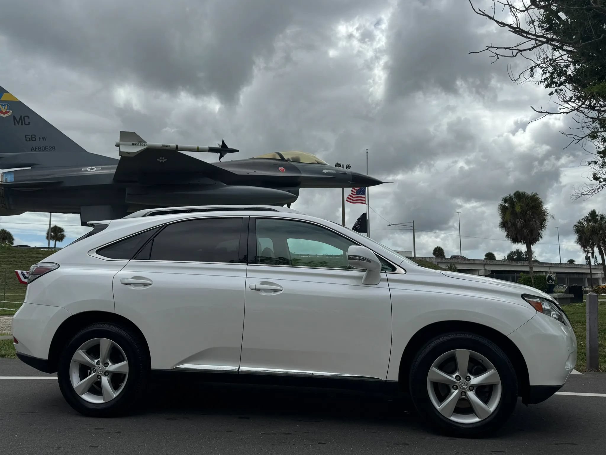 Used 2010 Lexus RX 350 AWD image 1