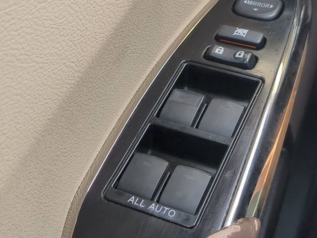 Used 2018 Toyota Avalon XLE Premium FWD image 24