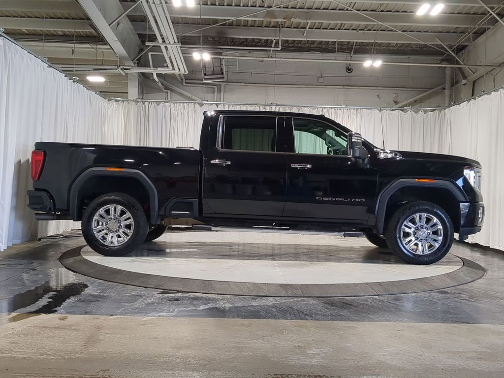 Used 2021 GMC Sierra 2500 Denali w/ Denali Ultimate Package AWD/4WD image 18