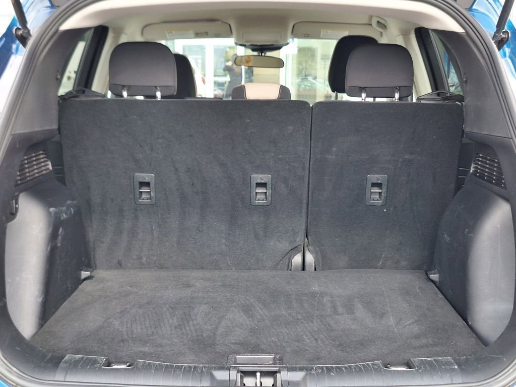 Used 2022 Ford Escape SE image 27