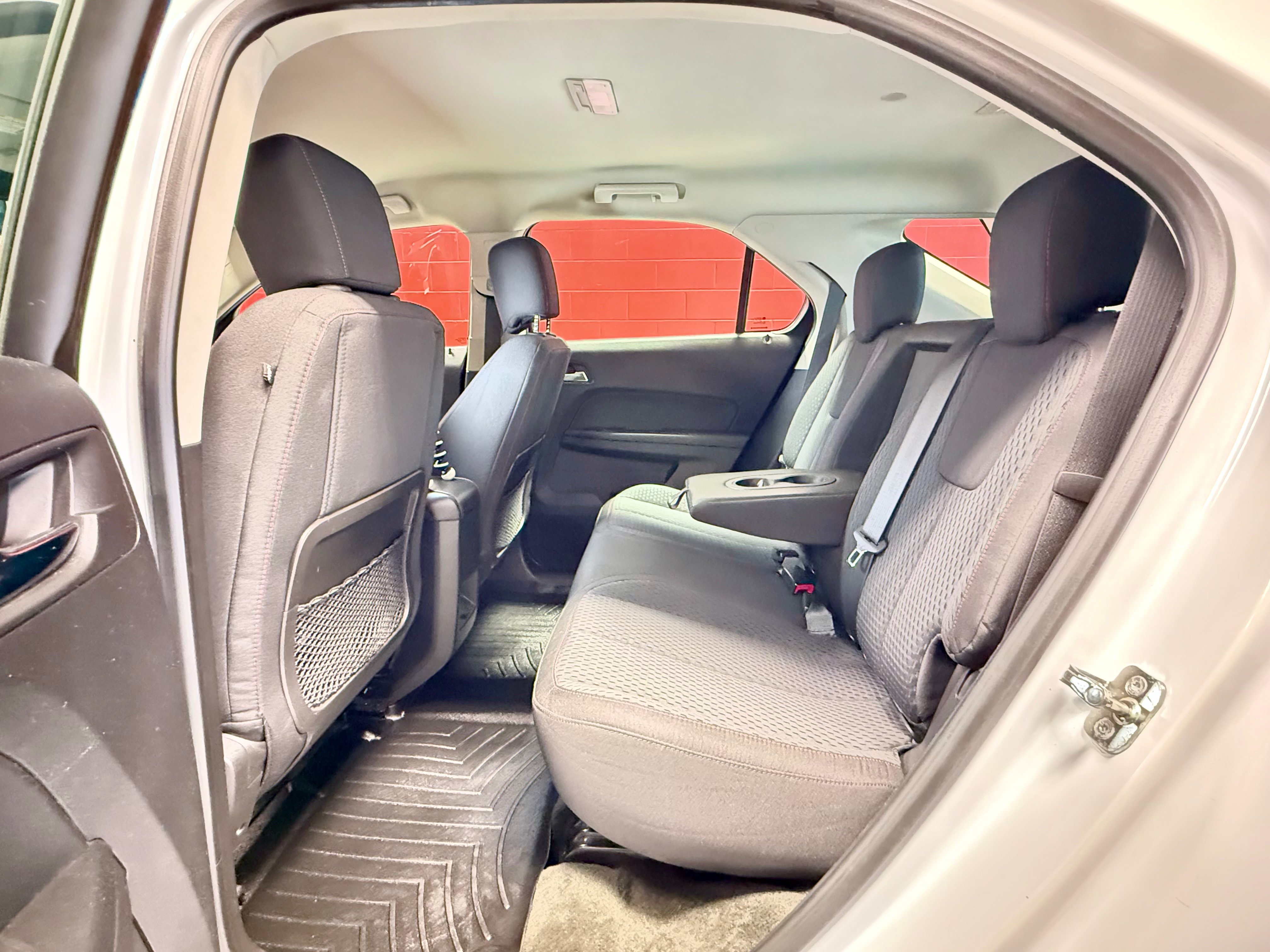 Used 2012 Chevrolet Equinox LS FWD image 30
