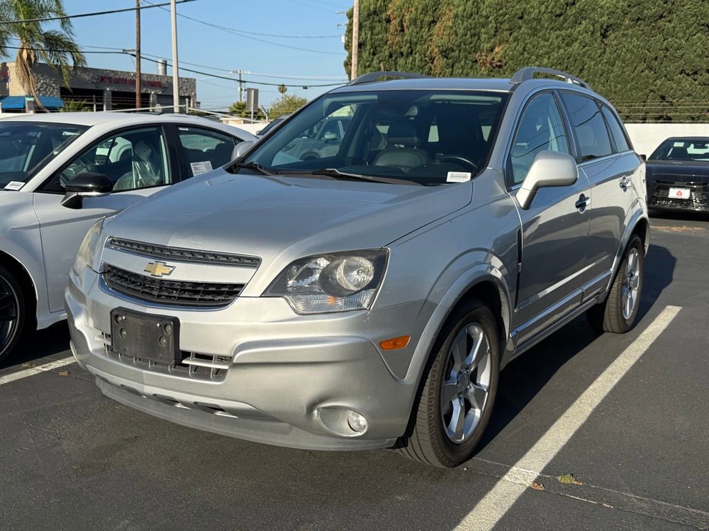 Used 2015 Chevrolet Captiva Sport LT w/ Convenience Package FWD image 2