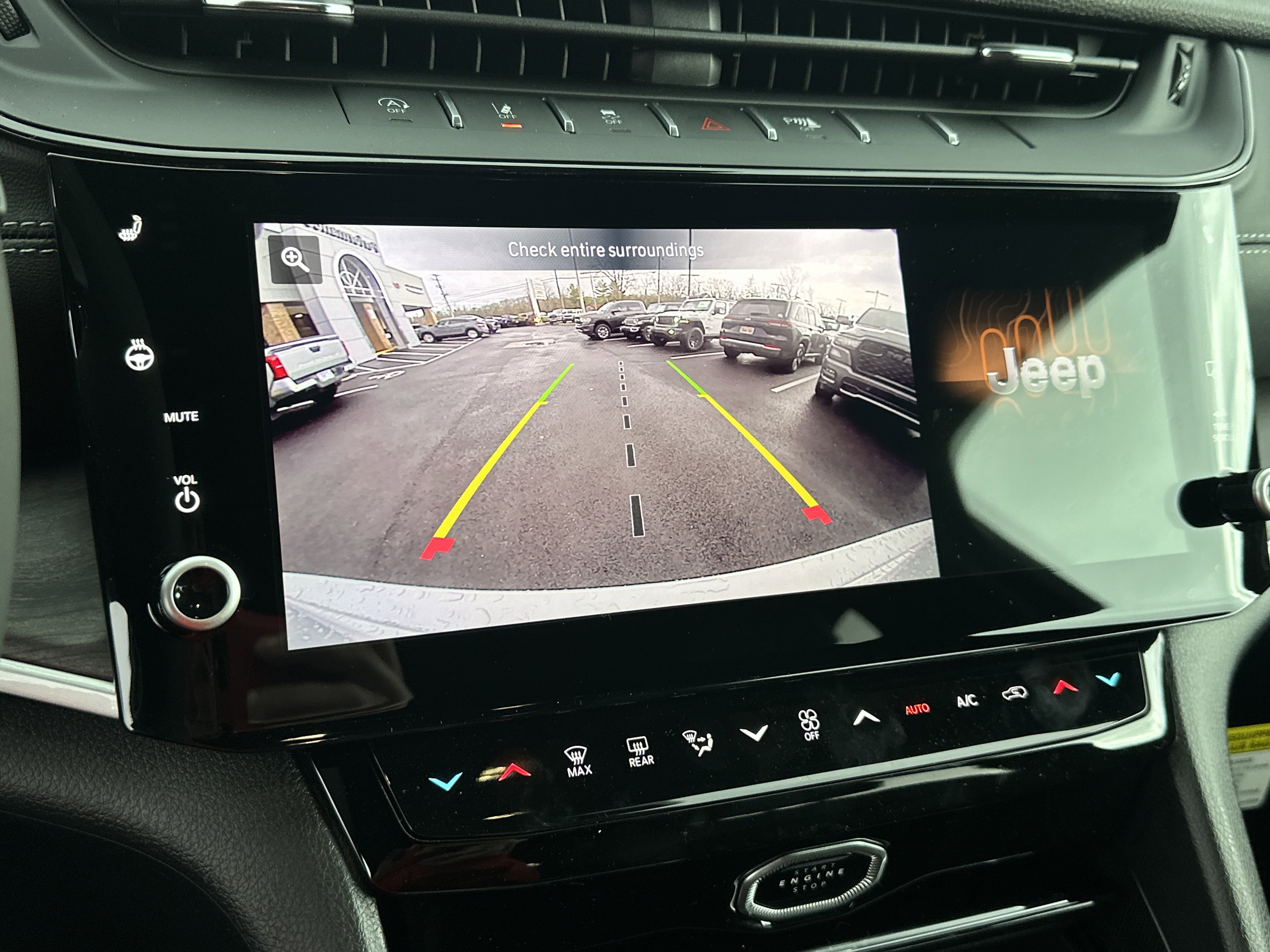 New 2026 Jeep Grand Cherokee Altitude image 7