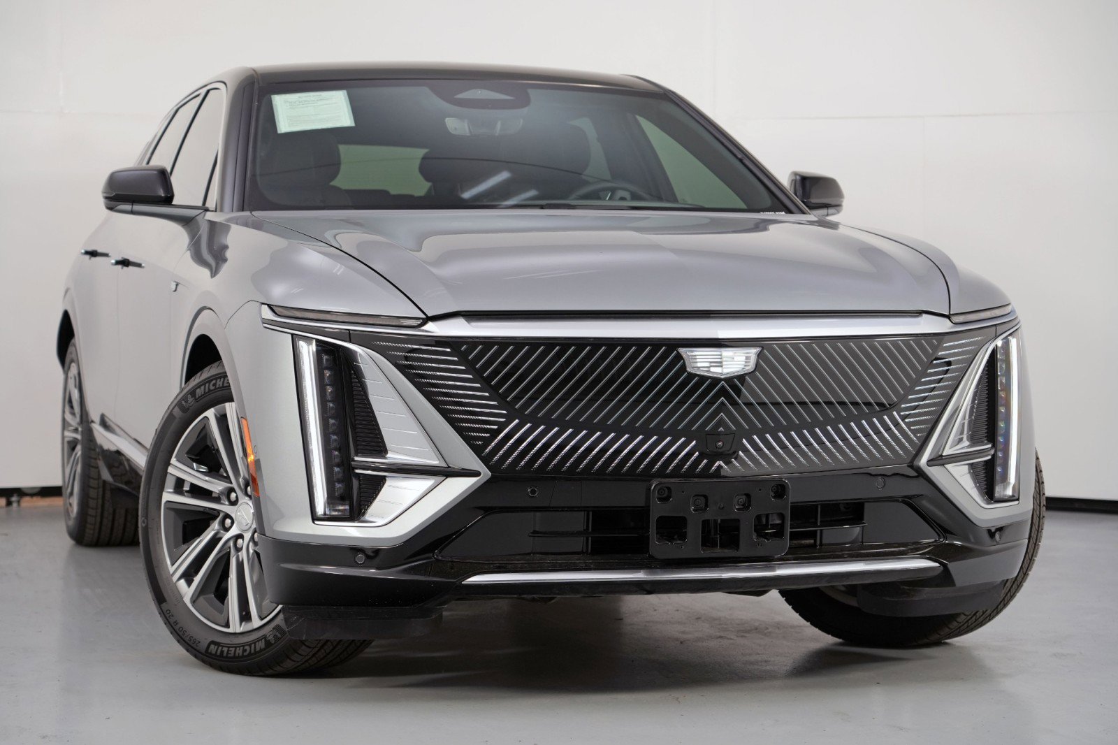 Used 2025 Cadillac Lyriq Luxury image 4