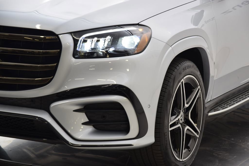 Used 2026 Mercedes-Benz GLS 450 4MATIC image 11