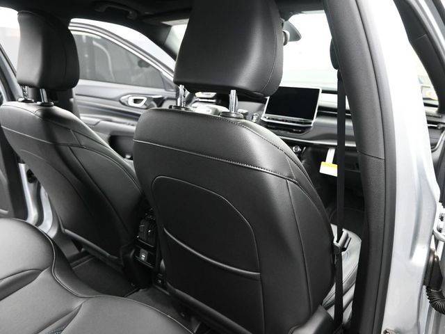 New 2025 Jeep Compass Limited w/ High Altitude Package image 18