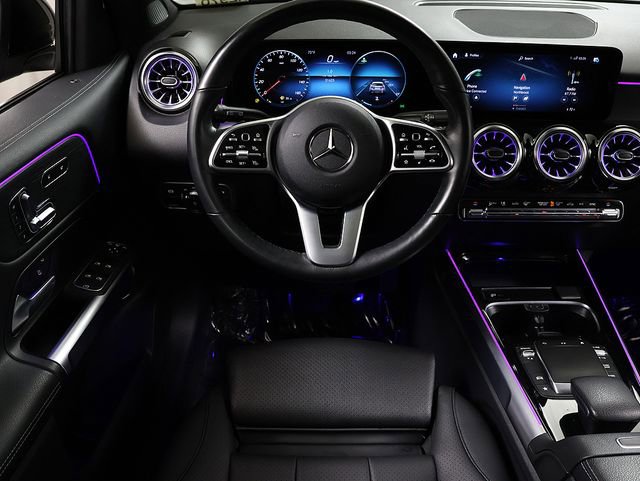 Used 2022 Mercedes-Benz GLB 250 4MATIC image 13