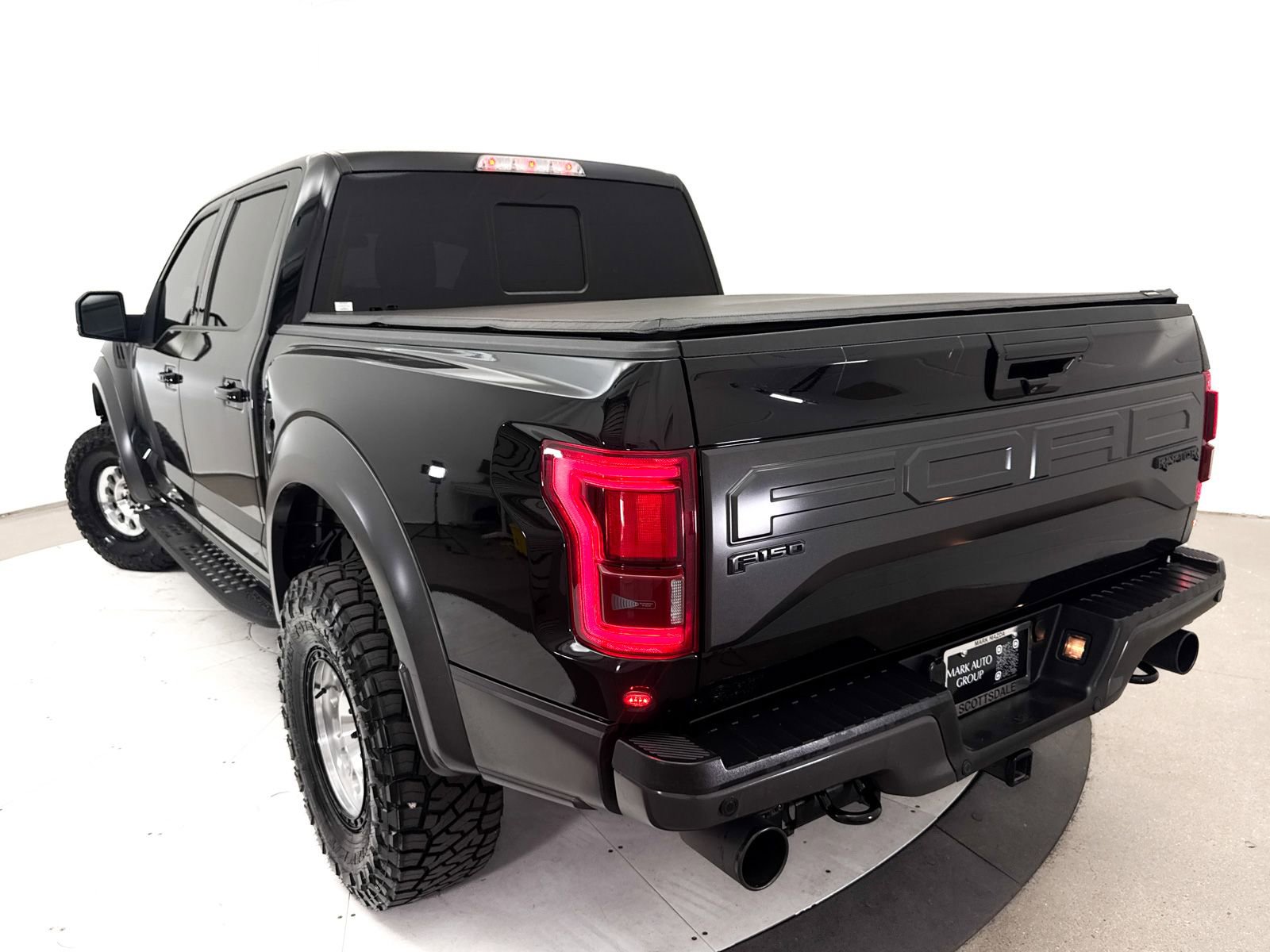 Used 2018 Ford F150 Raptor w/ Equipment Group 802A Luxury AWD/4WD image 7