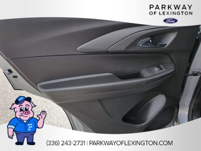 Used 2023 Chevrolet TrailBlazer ACTIV FWD image 27