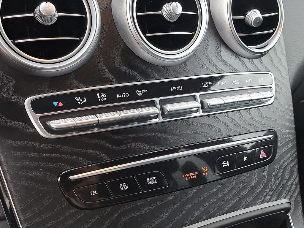 Used 2021 Mercedes-Benz GLC 63 AMG 4MATIC image 24