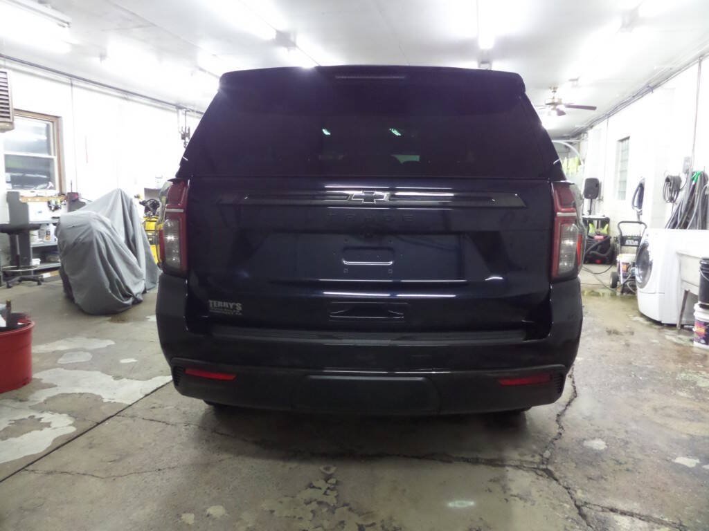 Used 2021 Chevrolet Tahoe Z71 w/ Z71 Signature Package AWD/4WD image 5