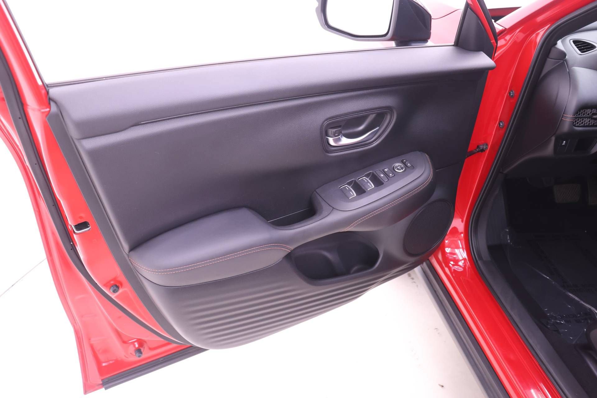 Used 2024 Honda HR-V Sport image 9