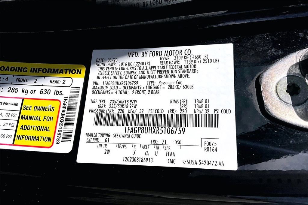 Used 2024 Ford Mustang Convertible image 44