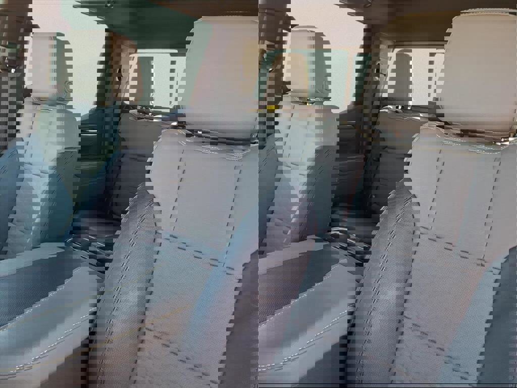 Used 2023 Chevrolet Silverado 1500 ZR2 w/ Technology Package image 15