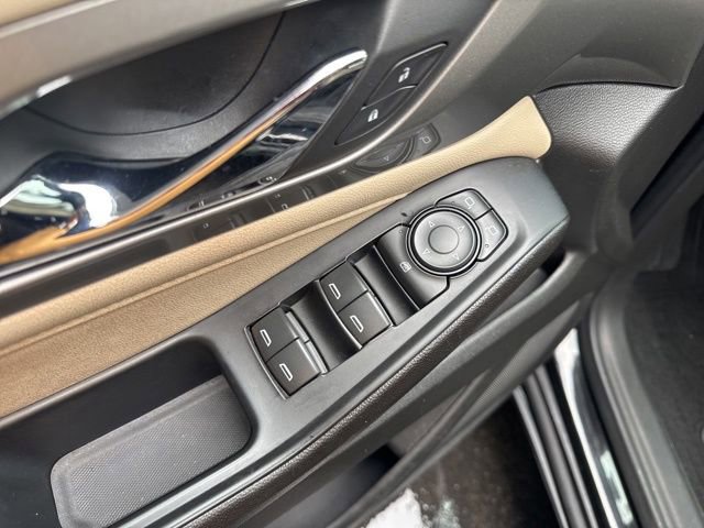 Used 2023 Chevrolet Traverse LS w/ LPO, Floor Liner Package AWD/4WD image 8